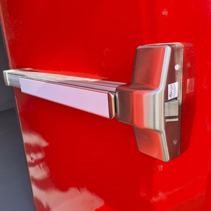 door panic/push bar